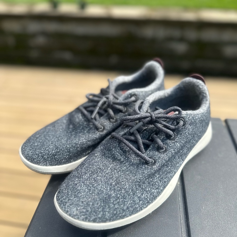 Gray Allbirds Wool Runners #Allbirds #WoolRunners